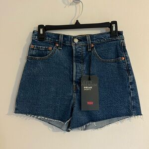 Levi’s ribcage shorts